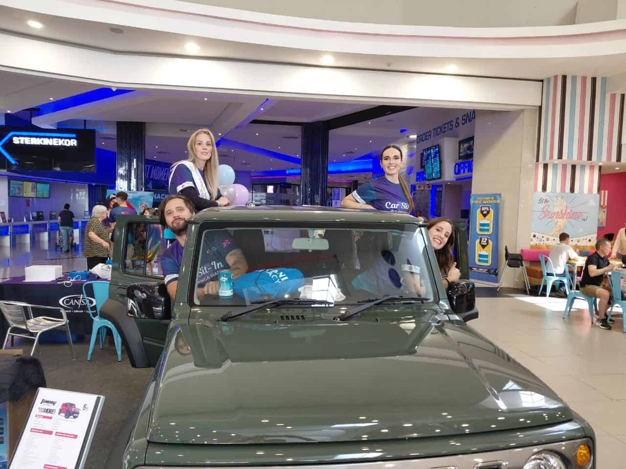 Coenie Naudé, Cherise Botha, Amelia Roux and Gia Radnai. > Photos: Supplied/CANSA