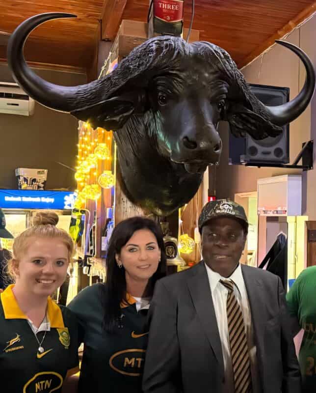 Lizane Corbett, Elna Rautenbach en Elfas Silinda.