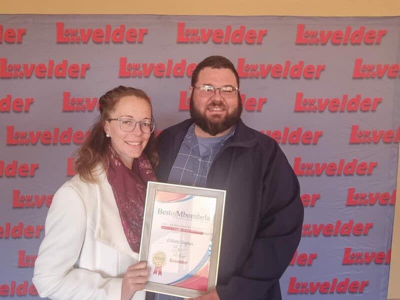 Lou-Ann en Wimpie Strydom wen beste biltong prys in 2022. > Foto: Facebook