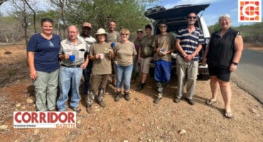 Members of the invasive plant team. > Photo: Facebook/Marloth Park Honorary Rangers