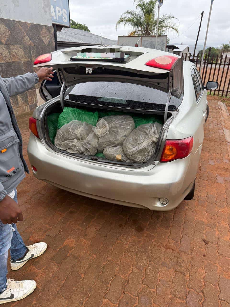 The dagga was stashed in the boot.