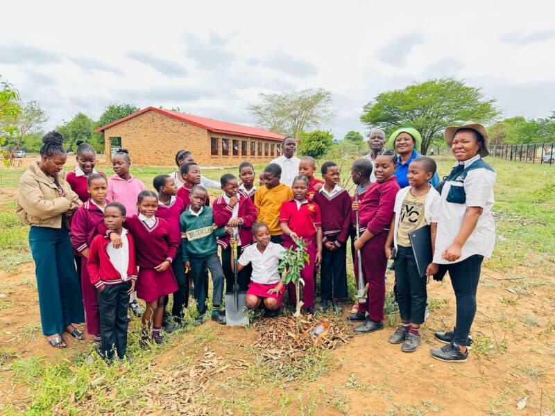 Siboshwa school with Nakeni Khosa (right) of the DFFE, as well as Happy Mangane, co-ordinator of the Nkomazi East Environmental Centre. > Photos: Supplied/Chris Dwyer