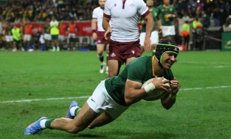 Edwill van Merwe scores his second try of the game. > Photo: Blake Linder