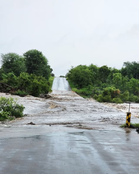 One of the flooded roads in the Lowveld region. > Photo: Supplied