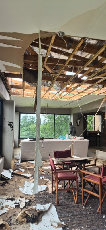The damaged roof in the lapa. > Photo: Supplied/Cindy Cutting