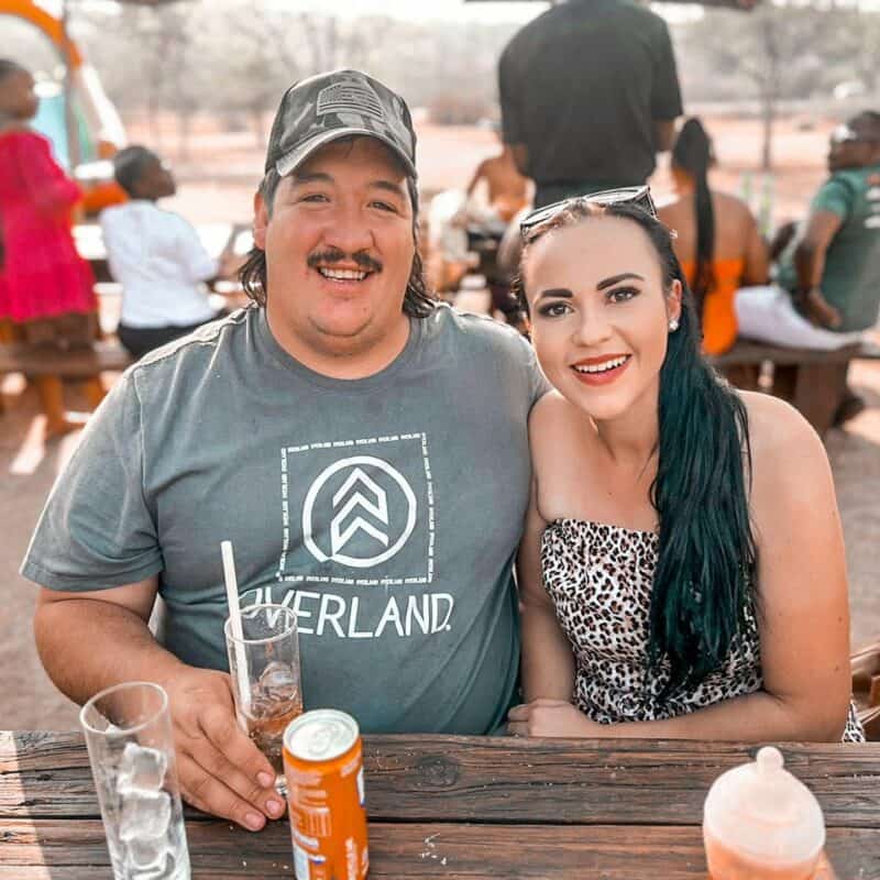 Buks Welthagen en sy verloofde, Ledéle Vorster. 