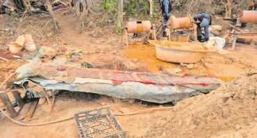 Pendukas, mining tools and material which is used at the Mashobotho illegal mine in Schoemanskloof. > Photo: Supplied
