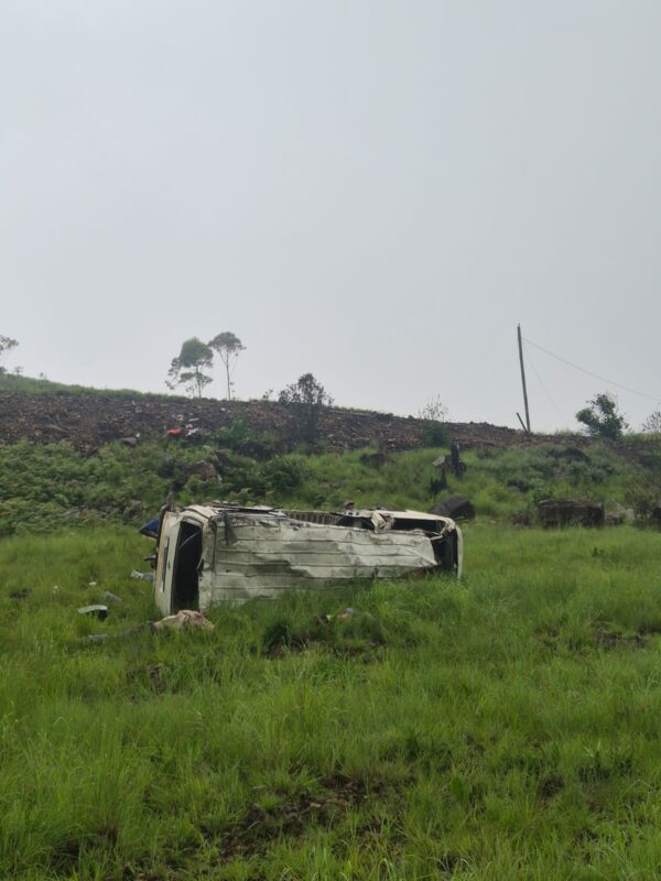 The damaged minibus taxi at the Kaapsehoop accident scene. > Photos: Supplied/Emer-G-Med