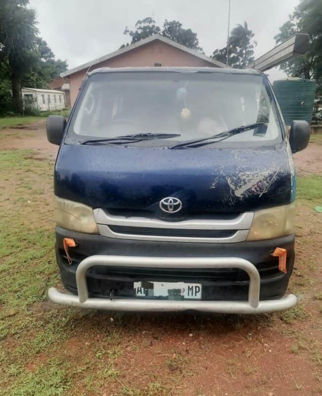 A vehicle with Mozambican licence plates.