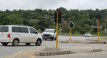 A high-traffic intersection without working traffic lights. > Photo: Tumelo Waga Dibakwane