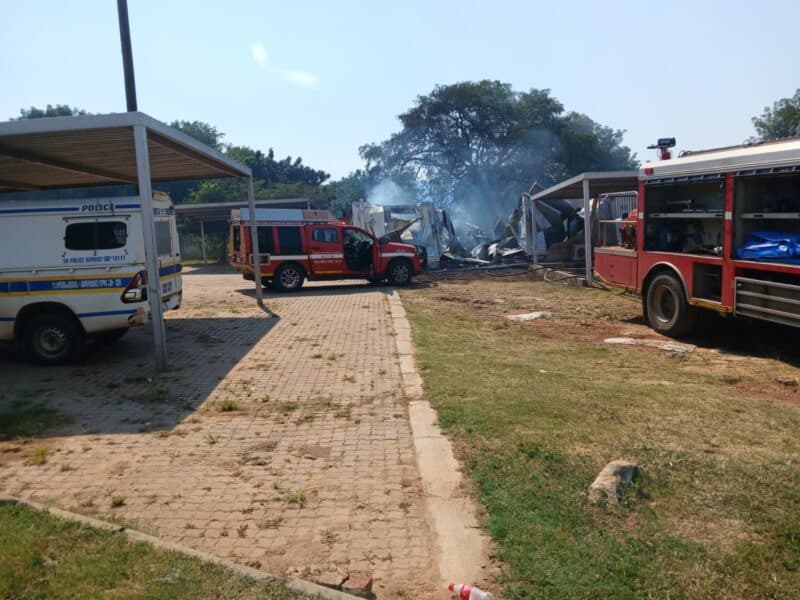 Emergency services contain the blaze at Schoemansdal Police Station. 