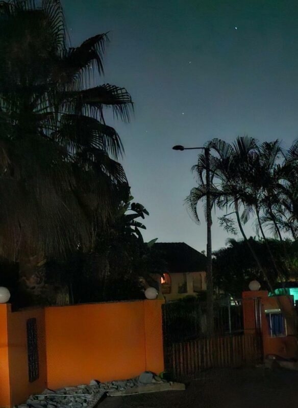 A non-functioning streetlight on Orange street. > Photo: Supplied
