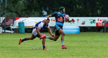 Banele Bhizer of Hennie's. > Photo: Kaptured Concepts