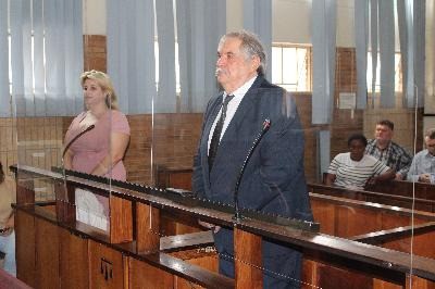 Zietta Janse van Rensburg and her former father-in-law, Johan Janse van Rensburg, in the Nelspruit Magistrate's Court. > Photo: Riot Hlatshwayo