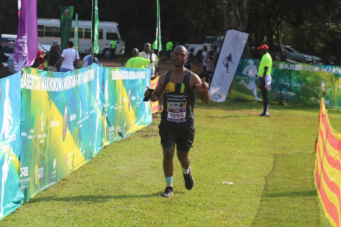IN PHOTOS: Runners greet 170-million-year-old Screaming Monster