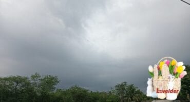 Easter weekend travel is under way and many South Africans are hitting the road, with Mpumalanga expecting a sunny Easter.