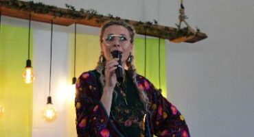 Reandi Grey by die Bergies se damesoggend. > Foto's: Zané Botes