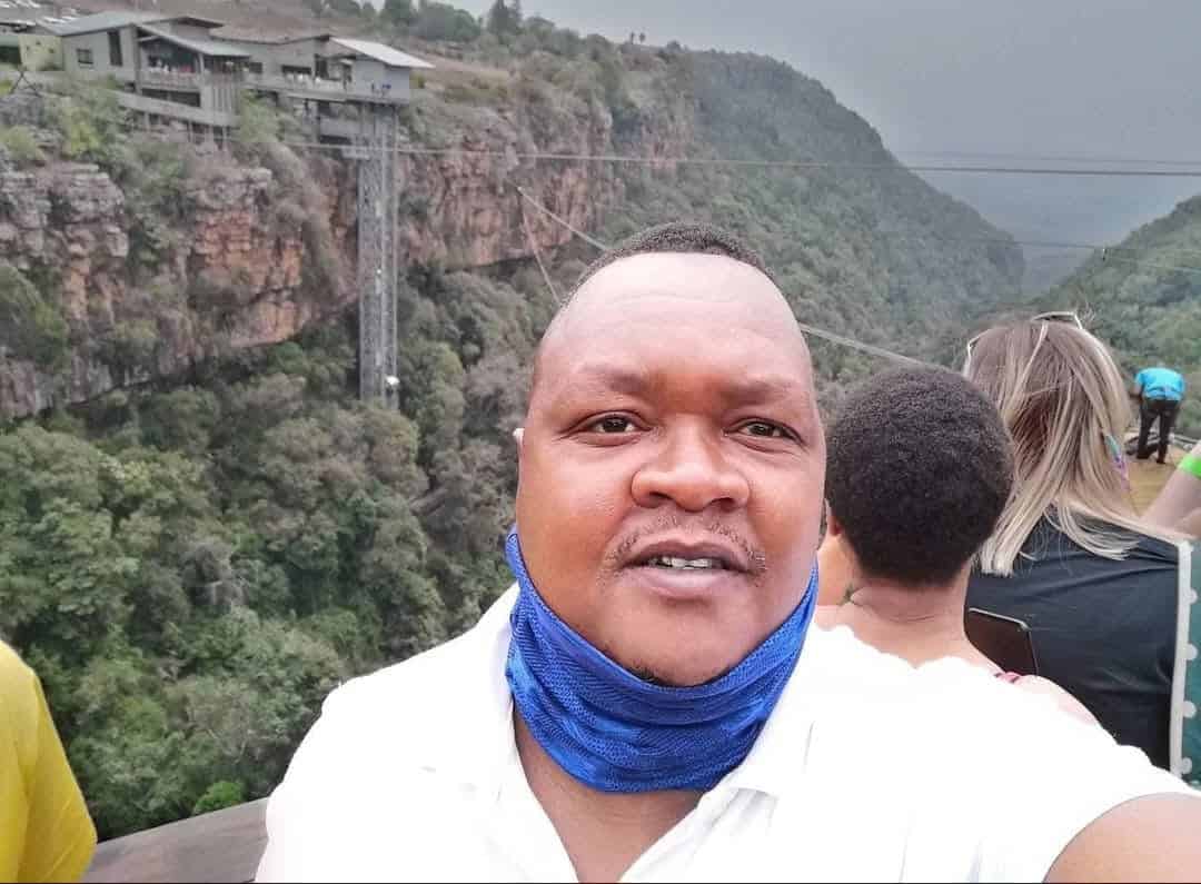 White River senior immigration officer charged with corruption