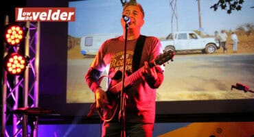 Pieter Smith op die verhoog. > Foto's: Gia Radnai