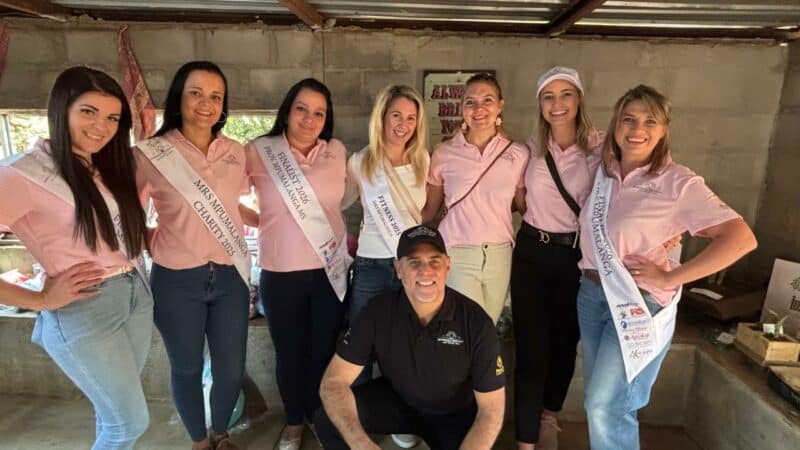 Jacques Lombard en sy hele Mevrou Mpumalanga-span