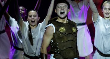 Rossouw van Wyk op die verhoog. > Foto's: Verskaf