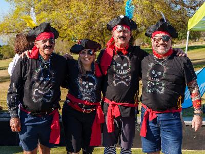 George Stevens, Bernardine en Henk Gerber, en Pierre Kotze. > Foto: Verskaf/Rose Media Studio