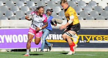 Darren Adonis on the charge. > Photo: Supplied/Stiaan Swanepoel