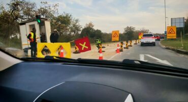 Stop-and-go roadworks on Johanna Drive in Sonheuwel are causing congestion in the area.