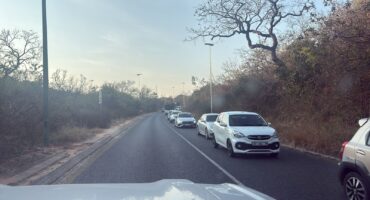 The gridlock traffic on Johanna Drive.> Photo: Stefan de Villiers
