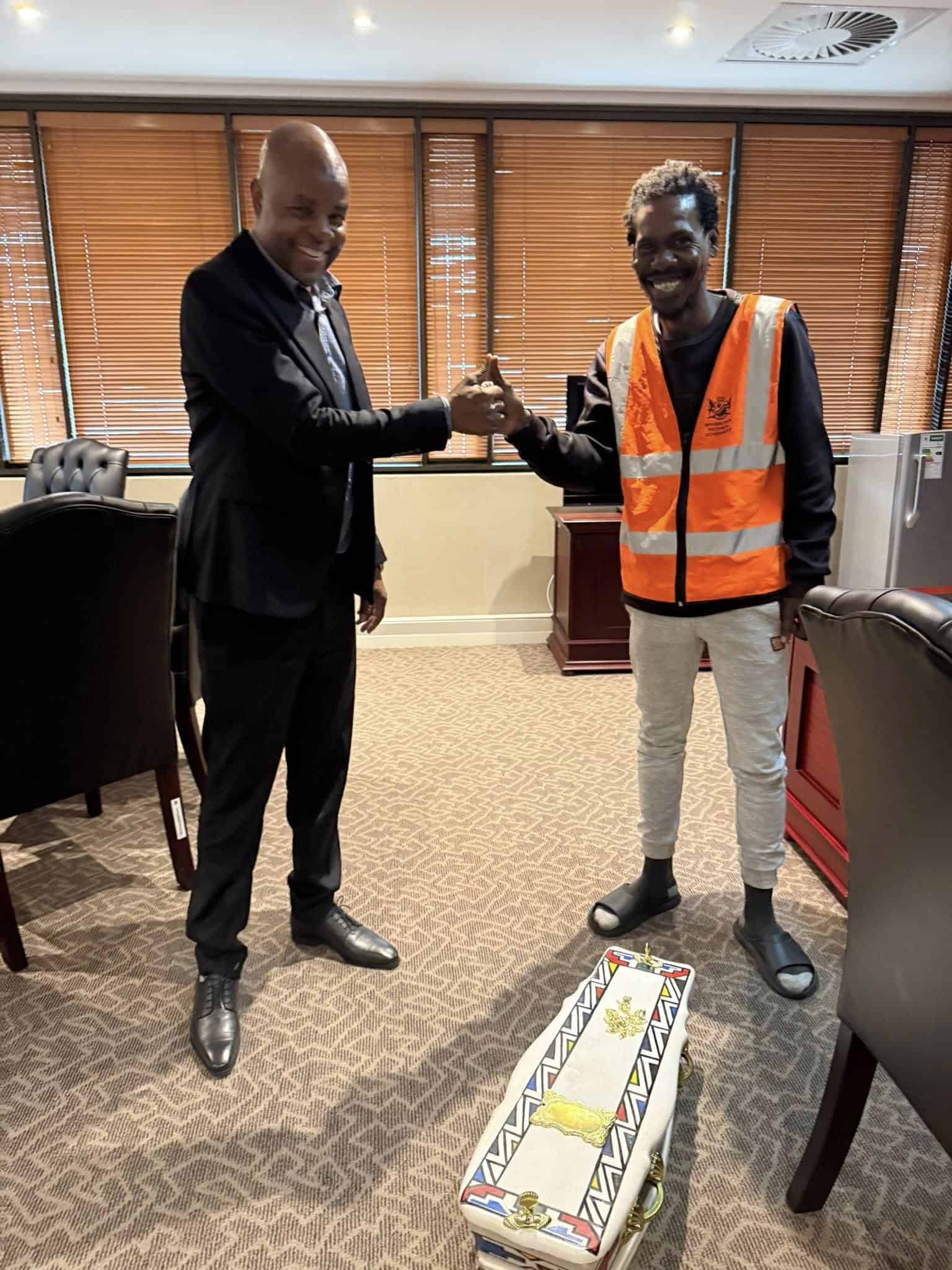 KwaMhlanga entrepreneurs walk 300km to provincial government for change ...