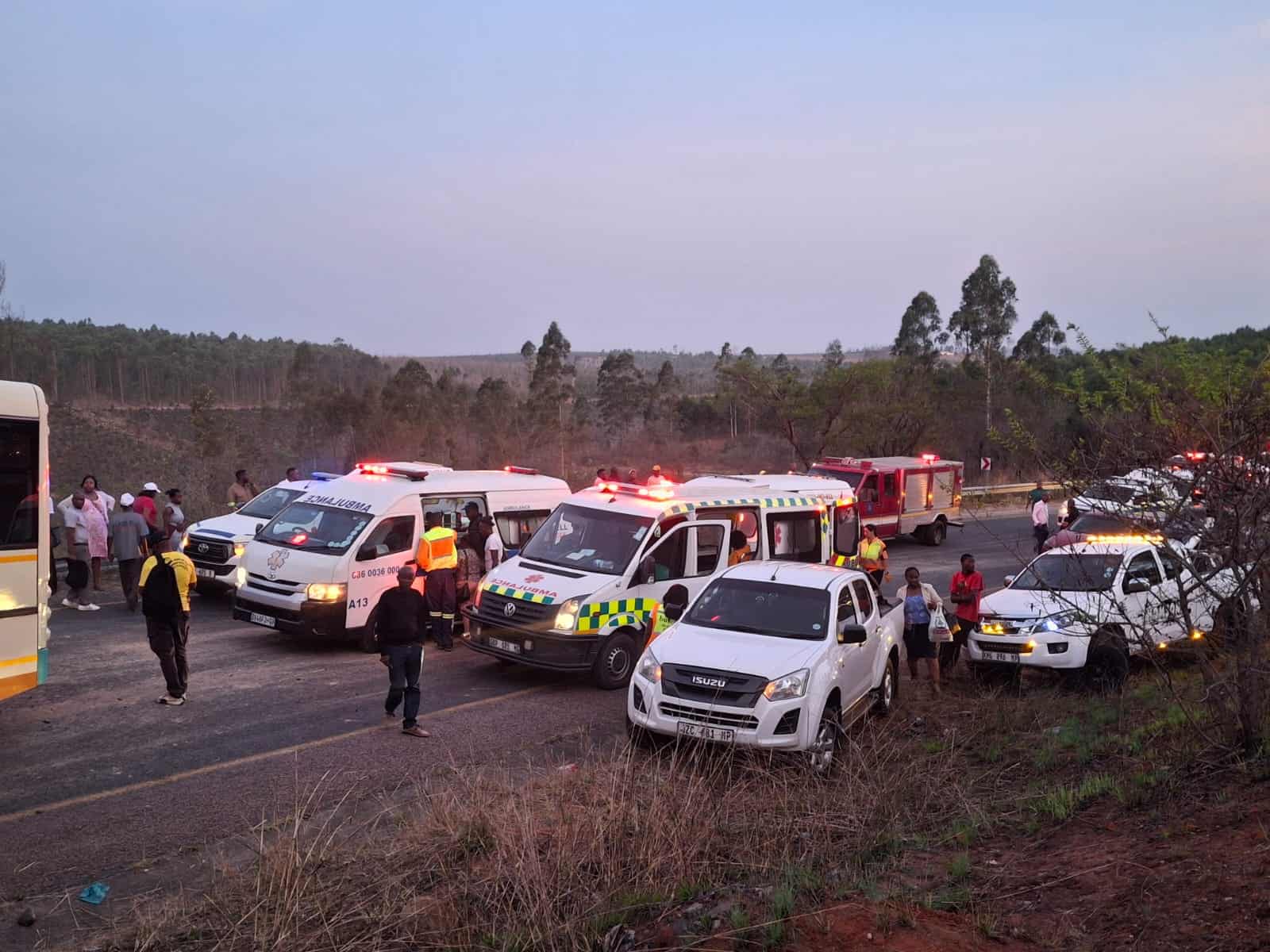 15 people injured in bus accident near White River | Mpumalanga News