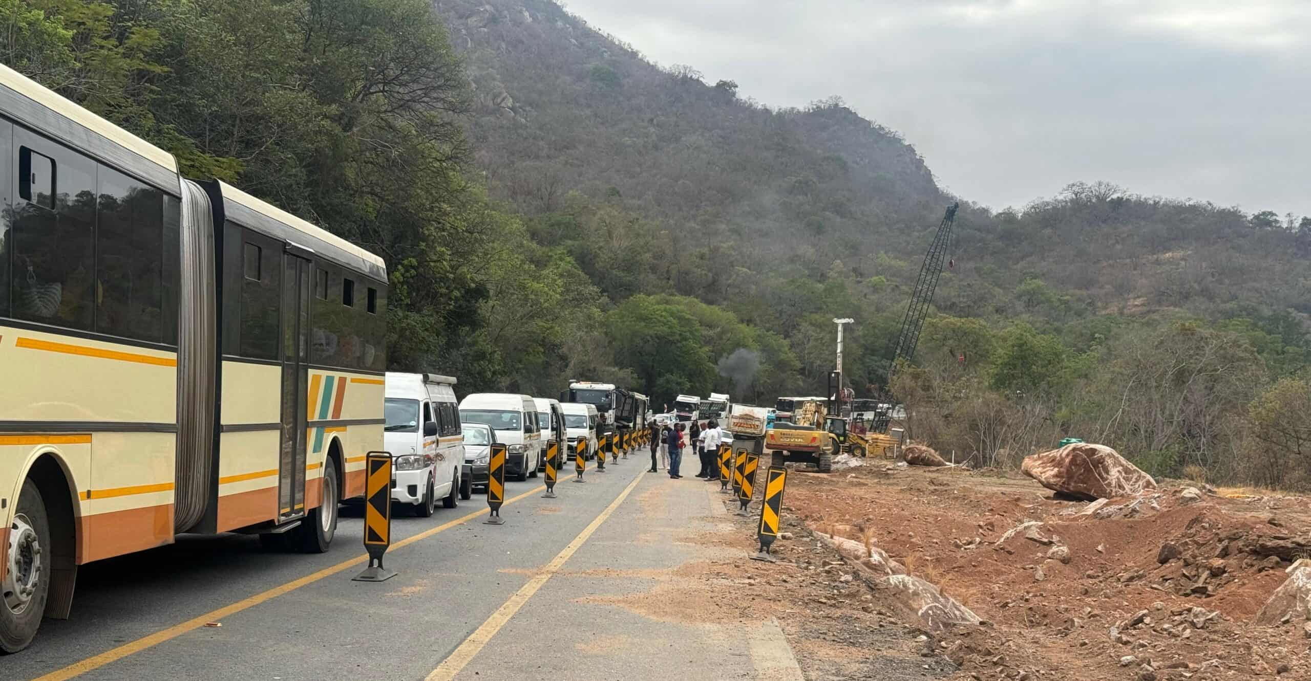Commuters raise their concerns over traffic delay at N4 Manjeza
