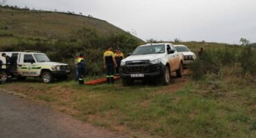 Search and rescue teams depart the scene. > Photos: Gia Radnai
