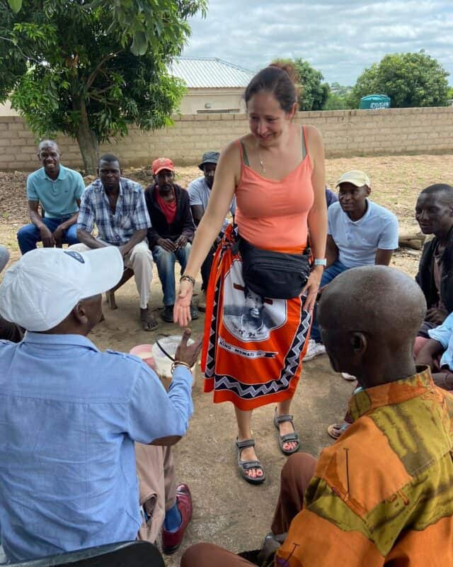 A tourist interacts with Shabalala residents. Photos: Supplied/Goodman Nkosi