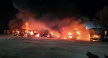 8 Buscor buses burn in Barberton. Photos/Video: Supplied/MPCC group