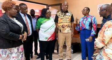 MEC Leah Mabuza and her entourage visit the Hazyview Public Library.