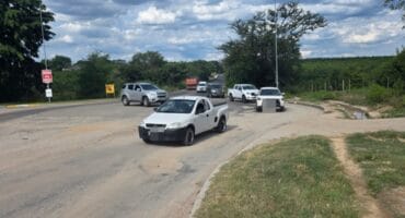 Dangerous potholes on the R536 traffic circle.