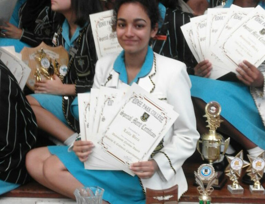 Laila Bera also received a number of awards at the ceremony.
