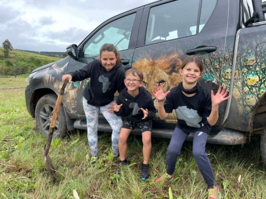 Dingo Kids - TJ (11), Josh (6) and Maddy (9), have launched their own Dingo Kids YouTube Channel. PHOTO: Kirsty Dinkelman.