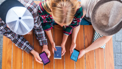 The reasons teens create fake Insta accounts