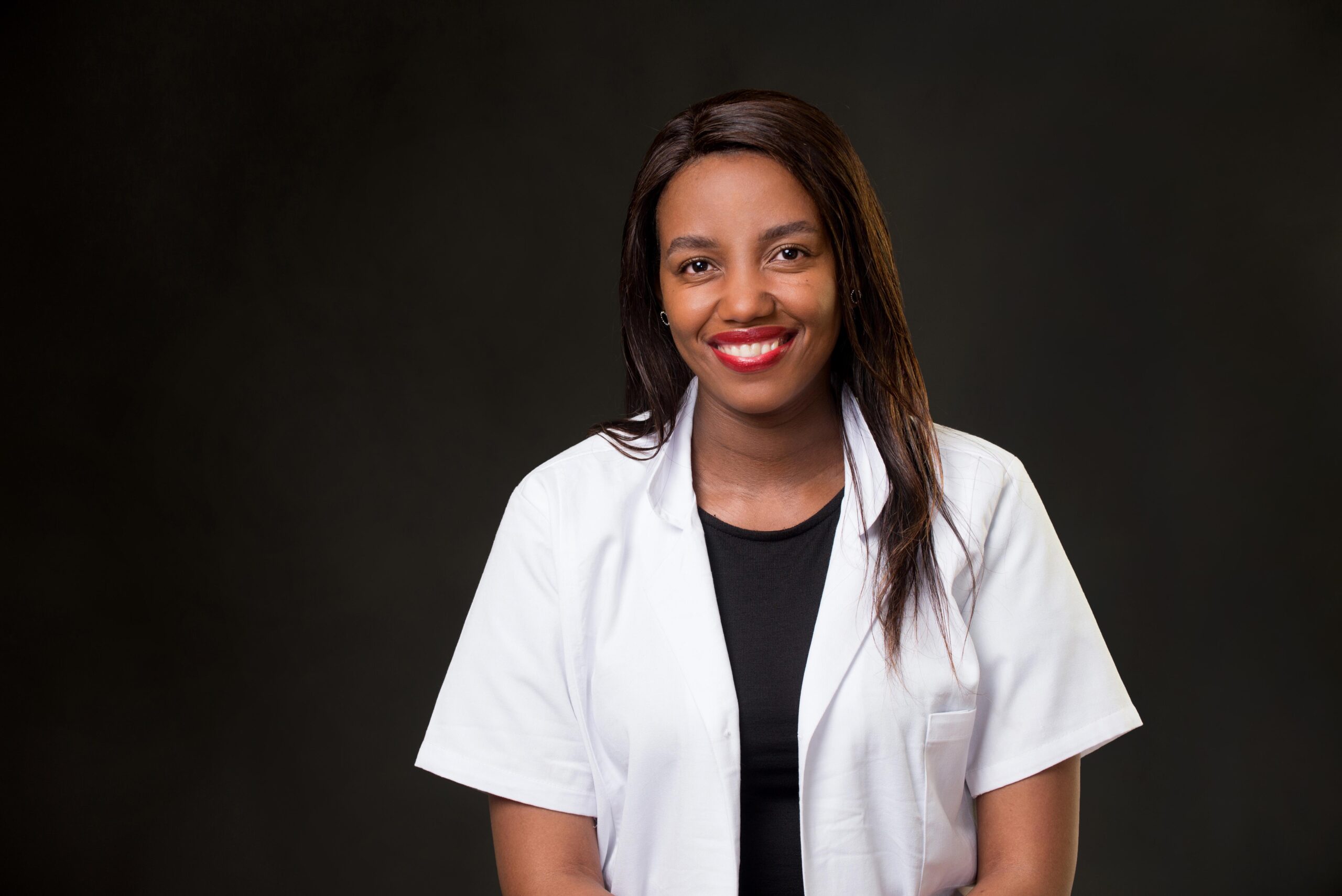 Dr Siyanda by Val Adamson