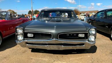 1960s classics! Pontiac's musclecar king, the GTO, flanked by two 1960s Mustangs.