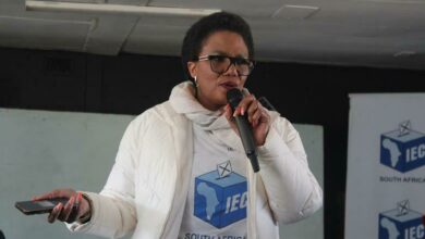 The IEC's Diana Mola educates and encourages community members to make their voices heard by voting and participating in the elections. Photo: Alulutho Siboma