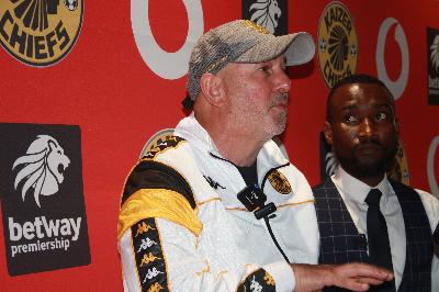Chiefs coach Mohamed Nasreddine Nabi hopes a rejuvenated Chiefs can do the job over Downs. Photo: Sipho Siso