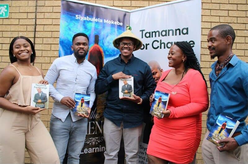 Hyde Park High School teacher and author Siyabulela Mokebe unveiled his second book, The Science of Learning, exploring transformative strategies for academic success.