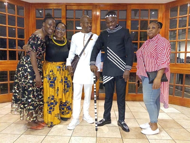 The Neighbourhood Parenting Initiative has provided Zubenathi Blaya and Luyanda Mahlangu from Alex High School with an unforgettable matric dance experience.