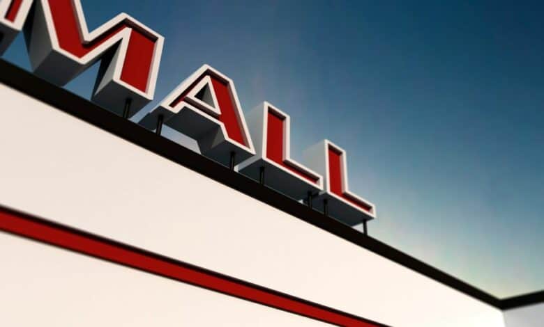 Follow these tips to keep your children safe at the malls this Christmas season.