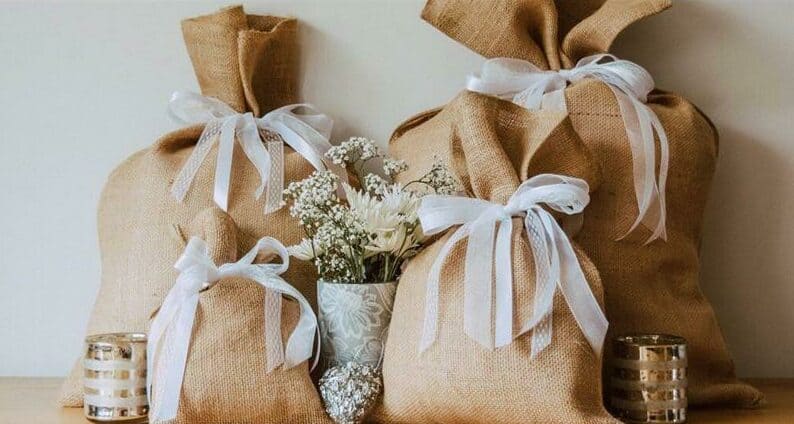 Looking for something other than the boring wrapping paper? Why not try one of these sustainable wrapping ideas?