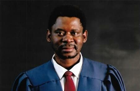 Feeling that the media is favouring one side of the story over others, Alex historian Thabo Mopasi suggests ways media can cover the Expropriation Bill better.