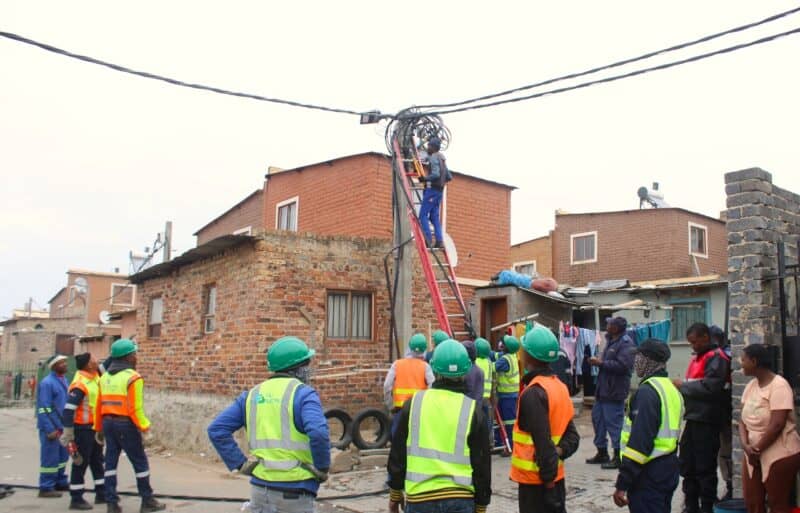 City Power’s cracked down on illegal connections in Riverpark results in the removal of 15 000kg of cables with an estimated value of R2.5m.
